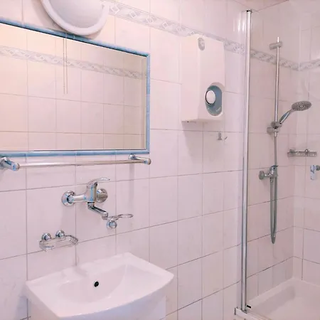 Z łazienkami Obiekt Przy żeglarzy 3*